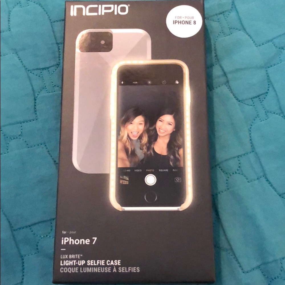iPhone 7/8 case incipio light up selfie case